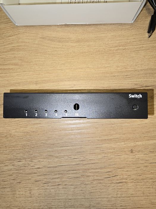 Hdmi суич с 5 порта и дистанционно 18Gbps HDR 4K HDMI 2.0