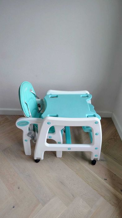 Scaun si masa pentru bebelusi/copii Ricokids Sinco