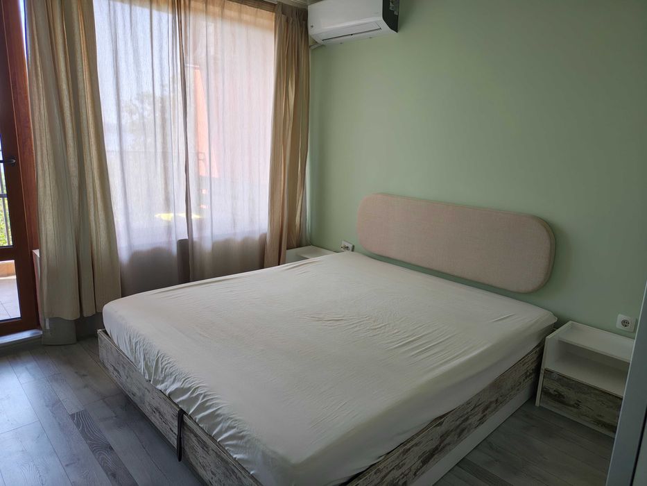 Продава се Двустаен апартамент в Варна, Погреби - 80 кв.м за 2375 €/кв.м - Снимка #11