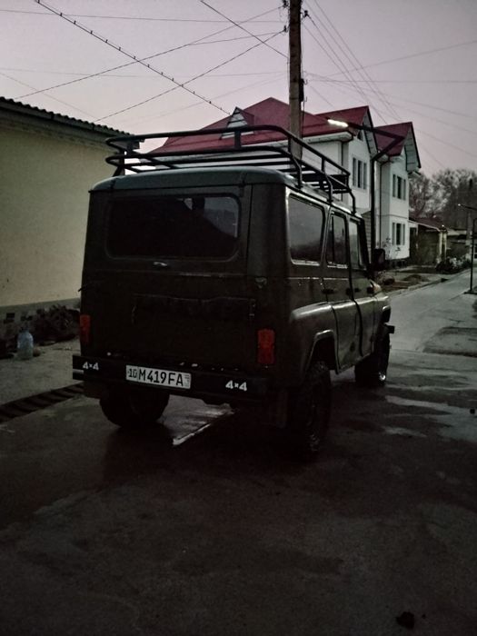 УАЗ сотилади ...