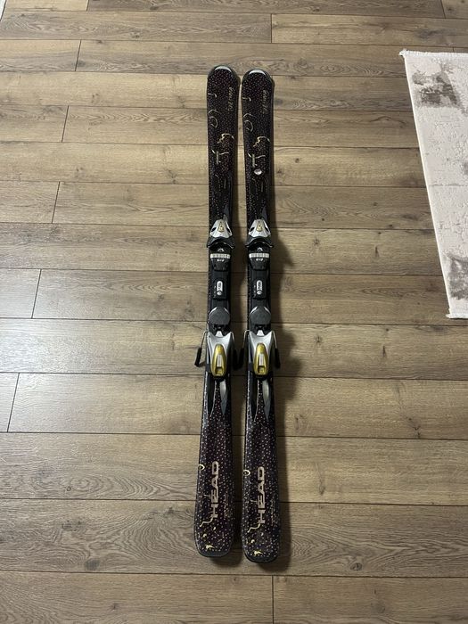 Schiuri Head fine Thang