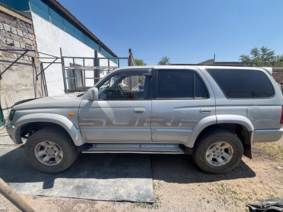 Toyota hilux surf 1996 года