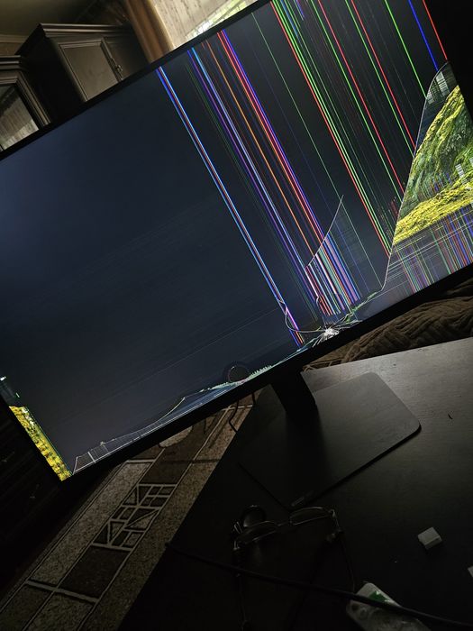 Монитор Samsung Odesey G5 32d.