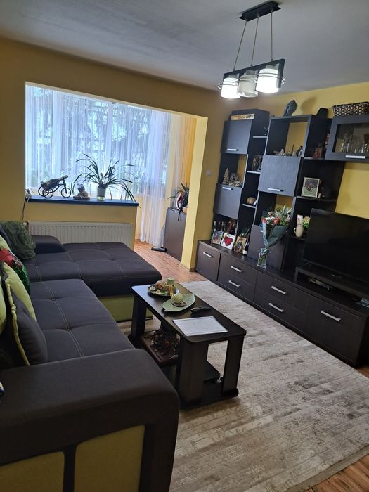 Vand apartament 4 camere Astra/Metrom