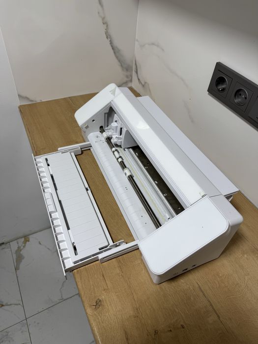 Плоттер CAMEO4 новый