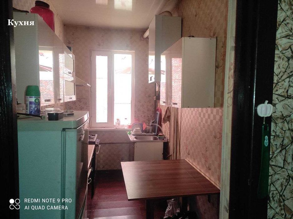 Продам свою двух комнатную квартиру на первом этаже.