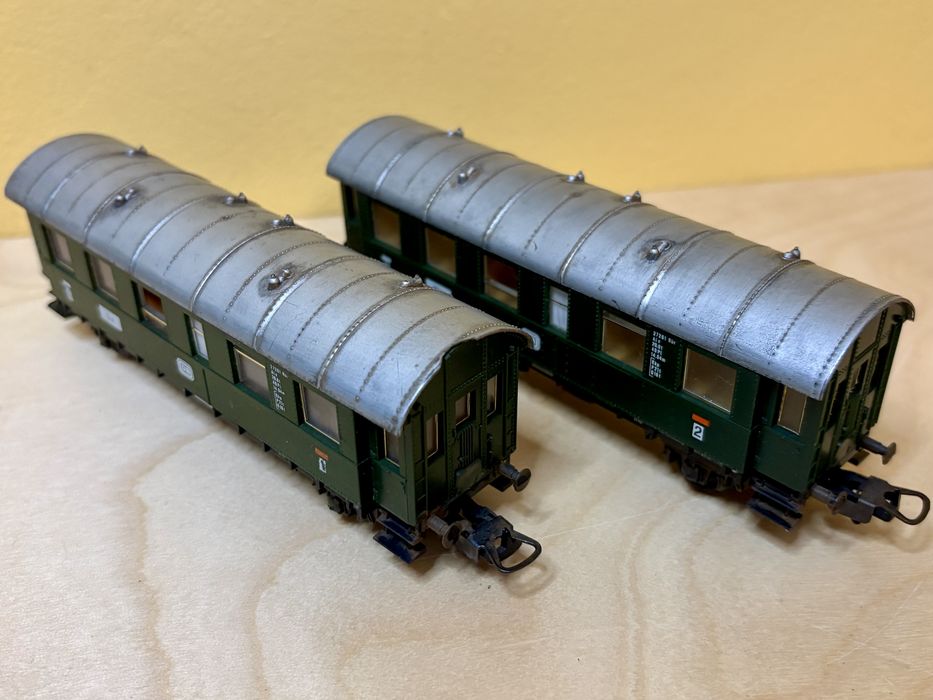 Два пътнически вагона Lima 1-ва и 2-ра класа администрация DB влак, влакче, локомотив