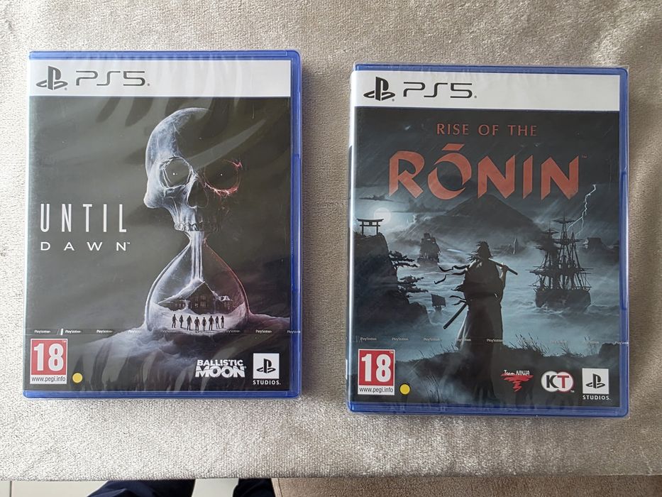 Vand sau schimb jocuri de PS5 si PS4