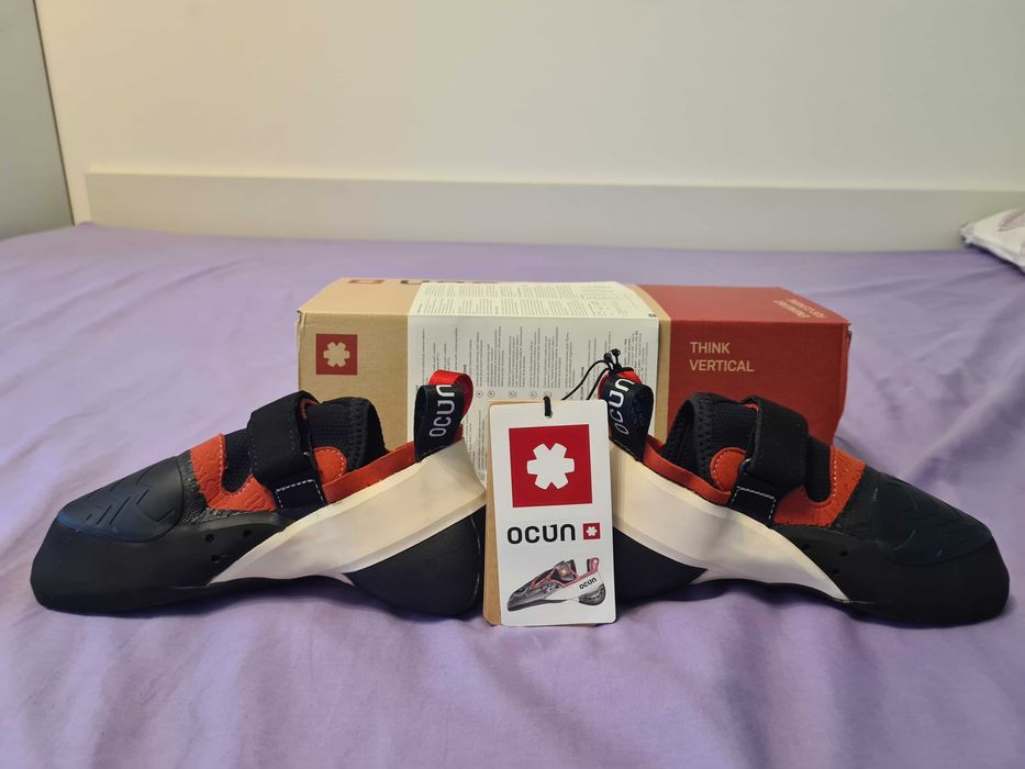 Espadrile de escalada