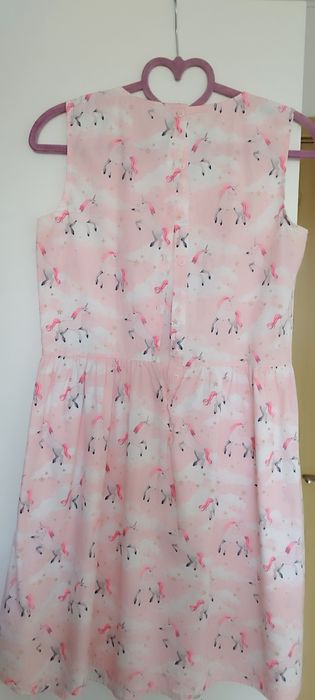 Роклята еднорози за 11-12г.