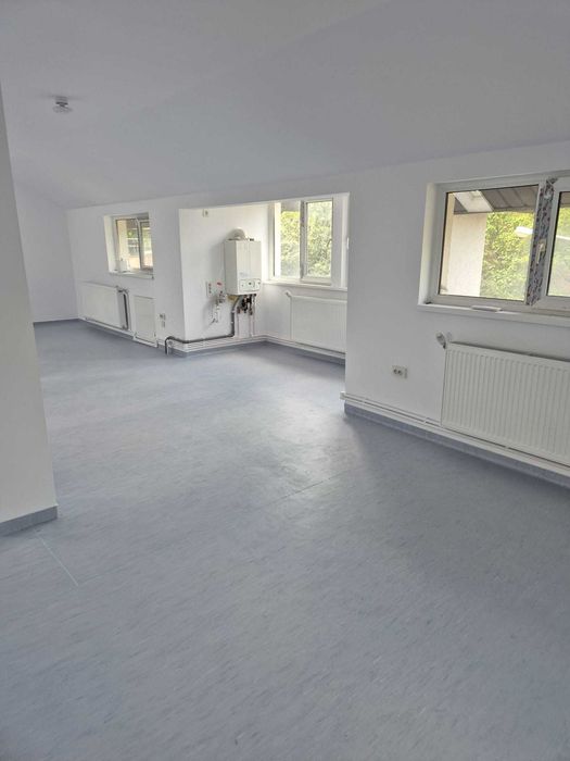 inchiriez sau vand spatiu comercial langa scoala 11