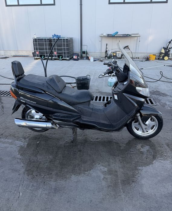 Suzuki burgman 400