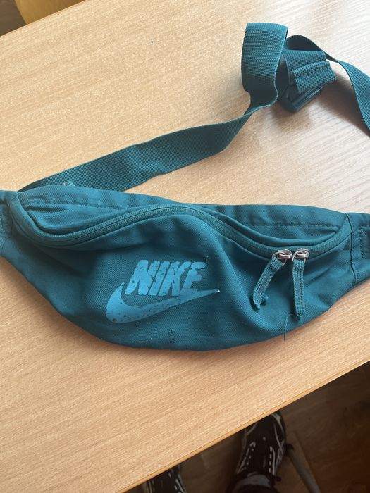чанта на Nike опигинална