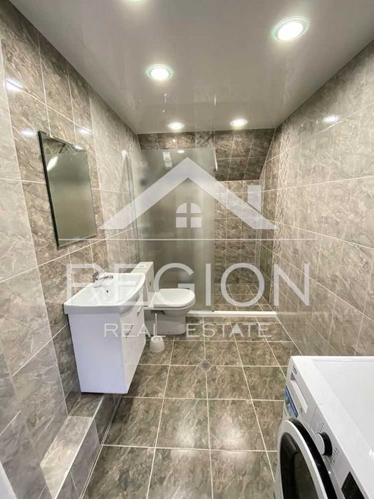 Дава се под наем Тристаен апартамент в Варна, Колхозен пазар - 90 кв.м за 433.5 € - Снимка #8