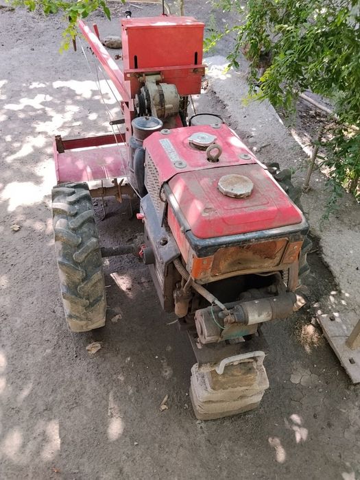 Dizel motor kultivator sotiladi