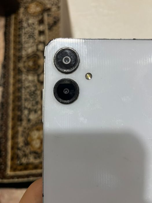 Samsung 9 128 gb