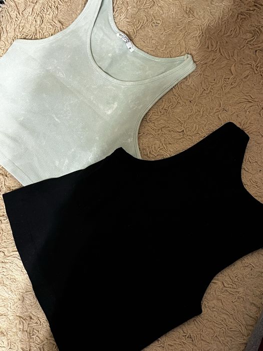 Продам вещи на девушку за 5000 тенге.