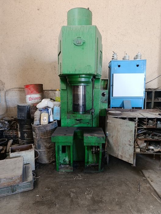 Прес 250 тоннный