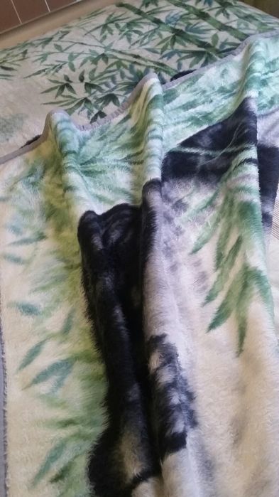 Продам пледы,подушки для тепла и уюта.