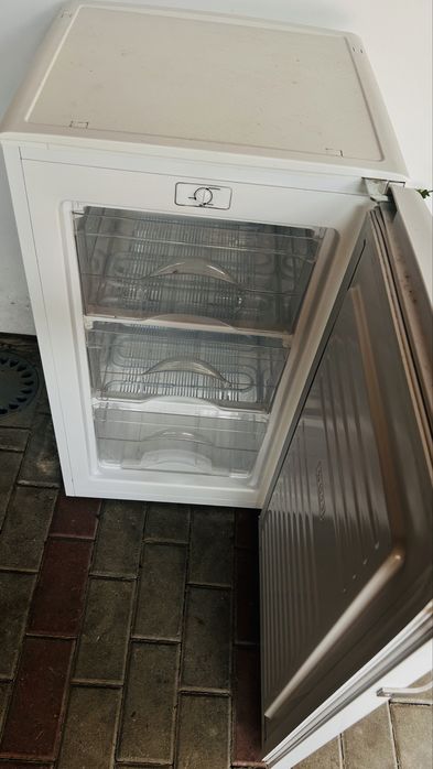 Congelator  de vanzare