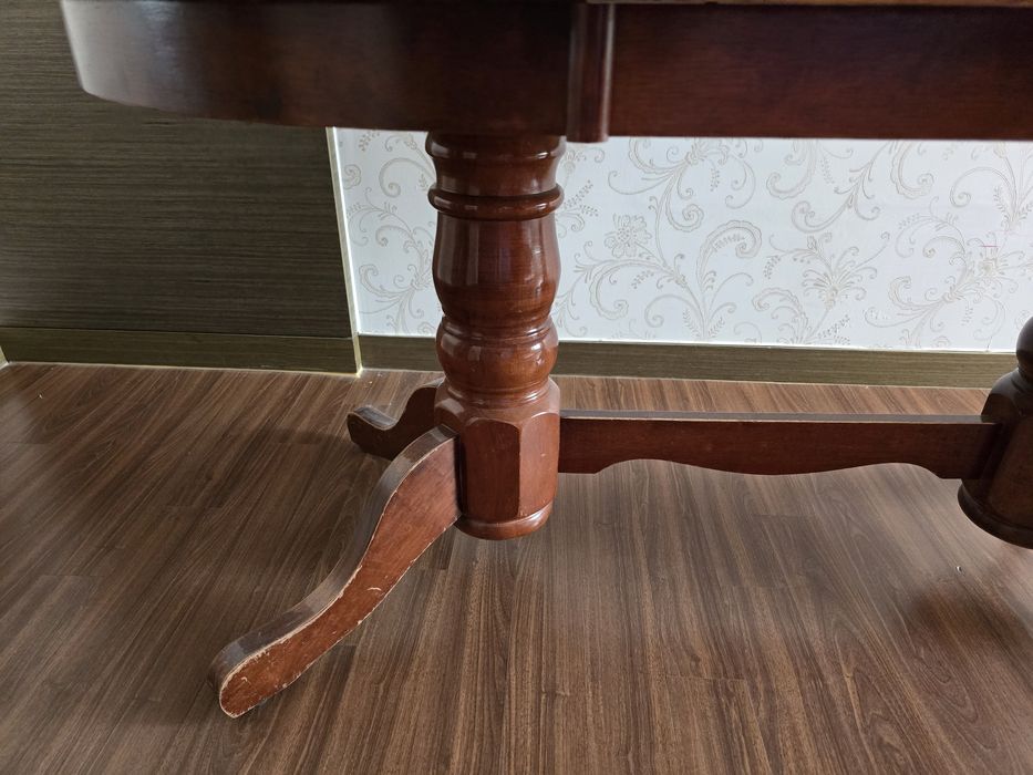 Стол деревянный, 150*90, обеденный,40 тыс