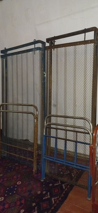 Кровать, продаем