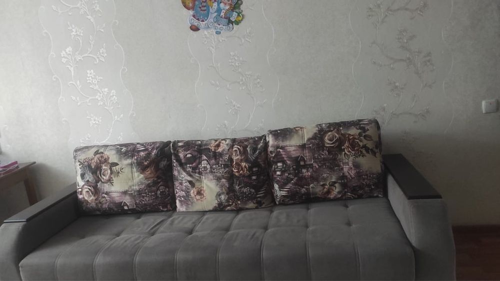 Продам диван раскладной