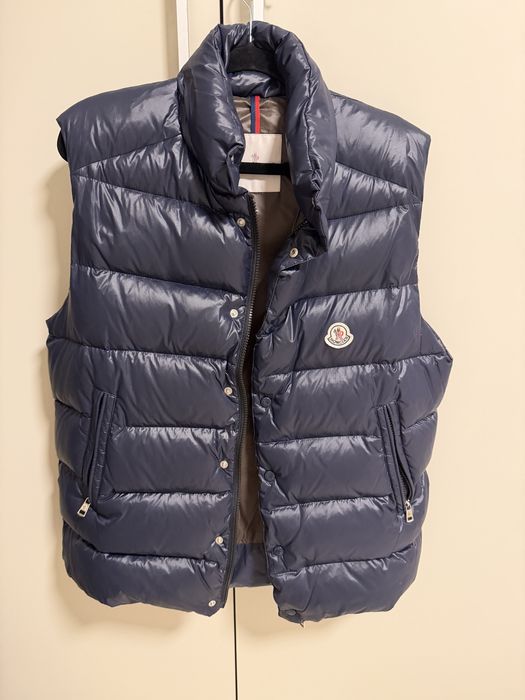 Елек Moncler - тъмно син