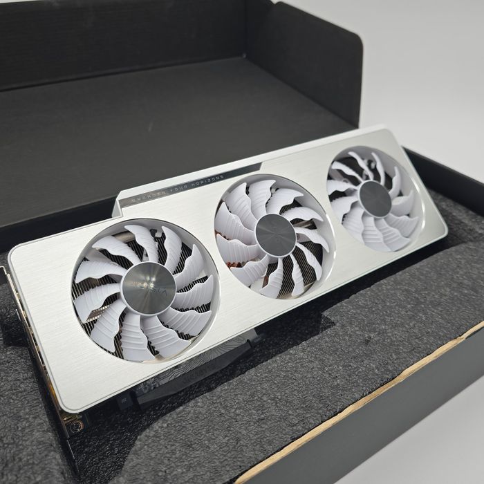 1г Гаранция! RTX 3080 Ti 12GB Gigabyte Vision OC