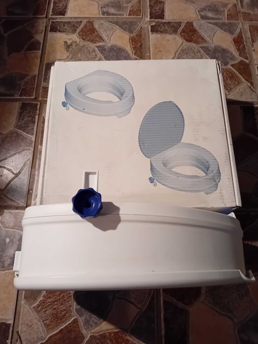 Inaltator scaun Wc Aquatec 10 cm cu capac