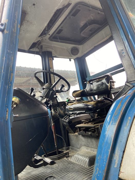 Vand tractor ford 8210
