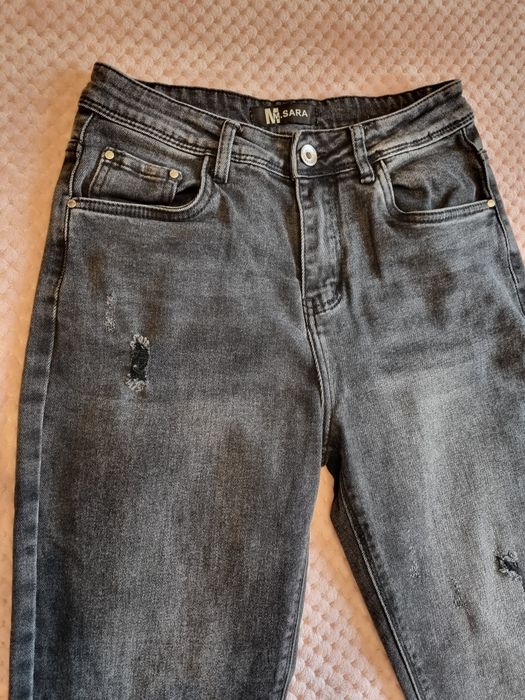 Дънки тъмносиви и сини, размер S-М