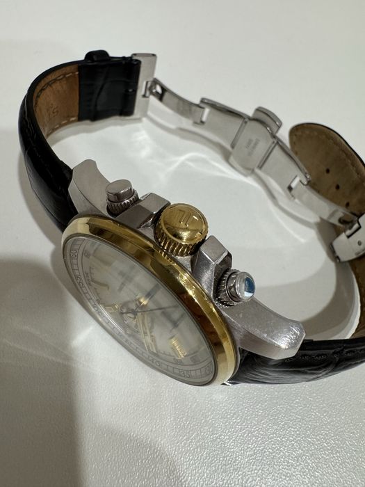 Продам мужские часы