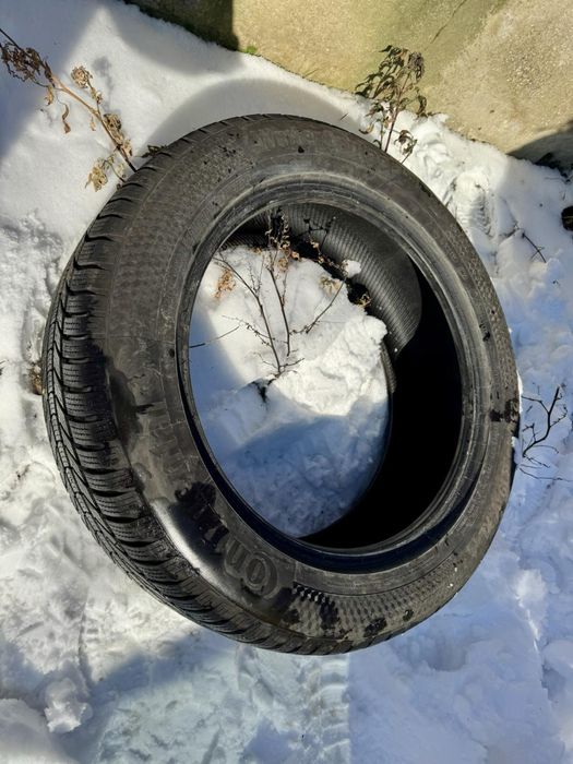 235 55 19V XL Continental зимна гума