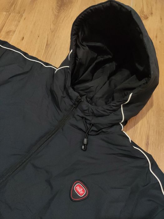Geaca Nike mărimea XL