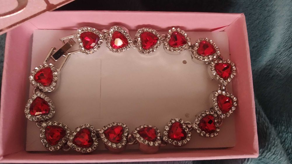 Масивна, сребърна гривна за дама. Различни модели, избор.