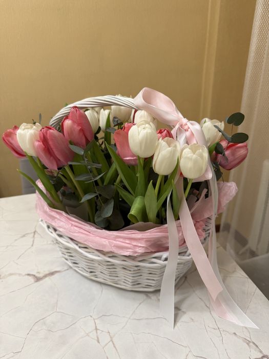 Цветы свежые тюльпаны