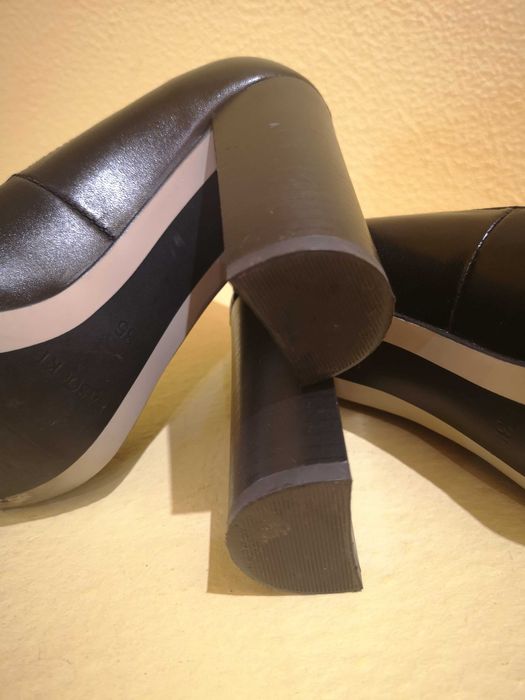 Pantofi de piele dama , marimea 35