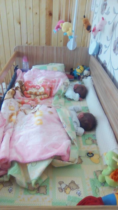 Две детски легла