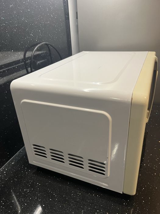 Микровълнова Homa - ползвана 1 година