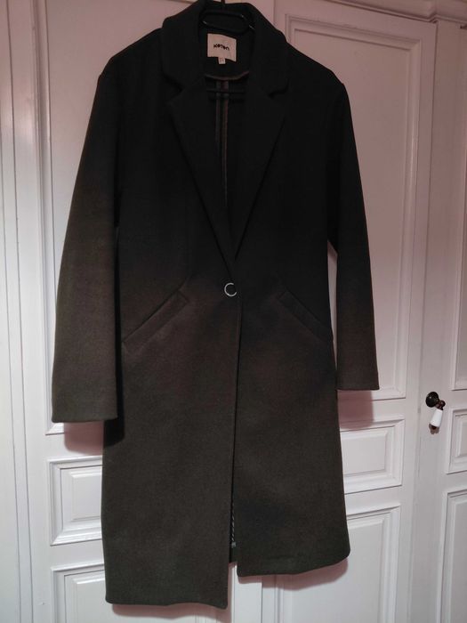 Тъмнозелено палто koton