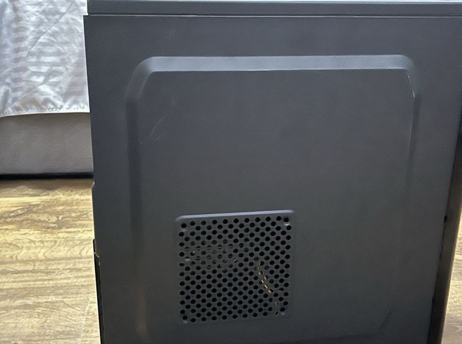 PC Gaming i7-6700K RX 580 8GB NVME+ 2-SSD + HDD