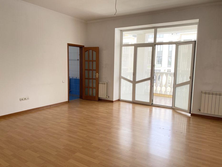 Продается 6 комнатный дом