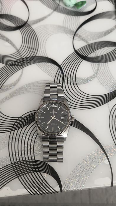 Немски часовник Dugena