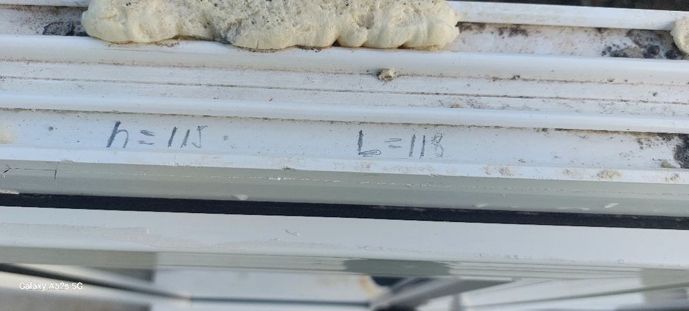 Vând geam termopan dubla deschidere si oscilobatant.