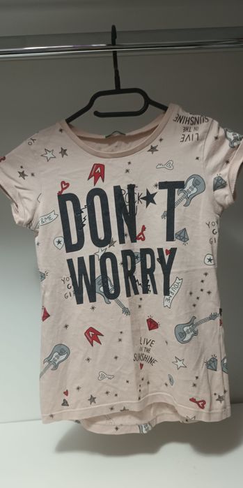 Детски тениски. Разноцветни и без никакви забележки.