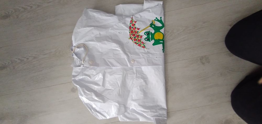 Весели  дъждобрани