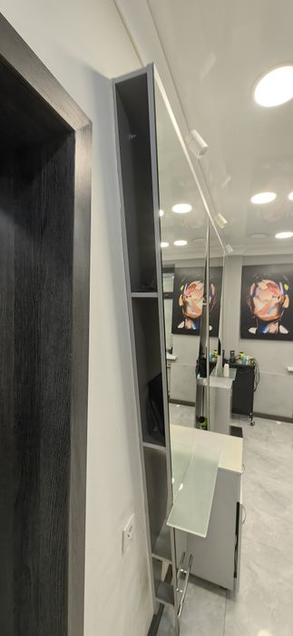 Зеркало парикмахера