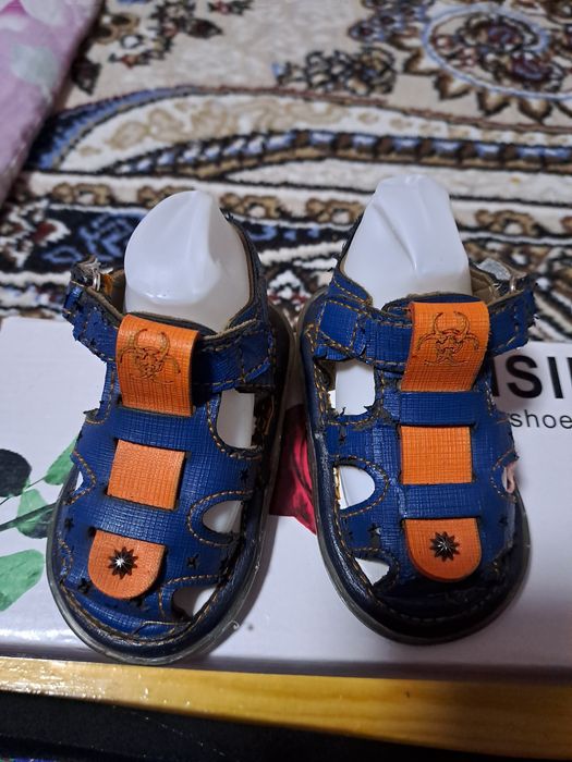 Янги болалар оёк кийими бир маротаба хам кийилмаган