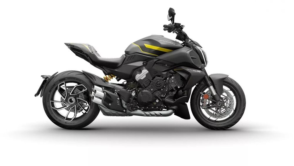 Ducati Diavel Ducati Diavel V4